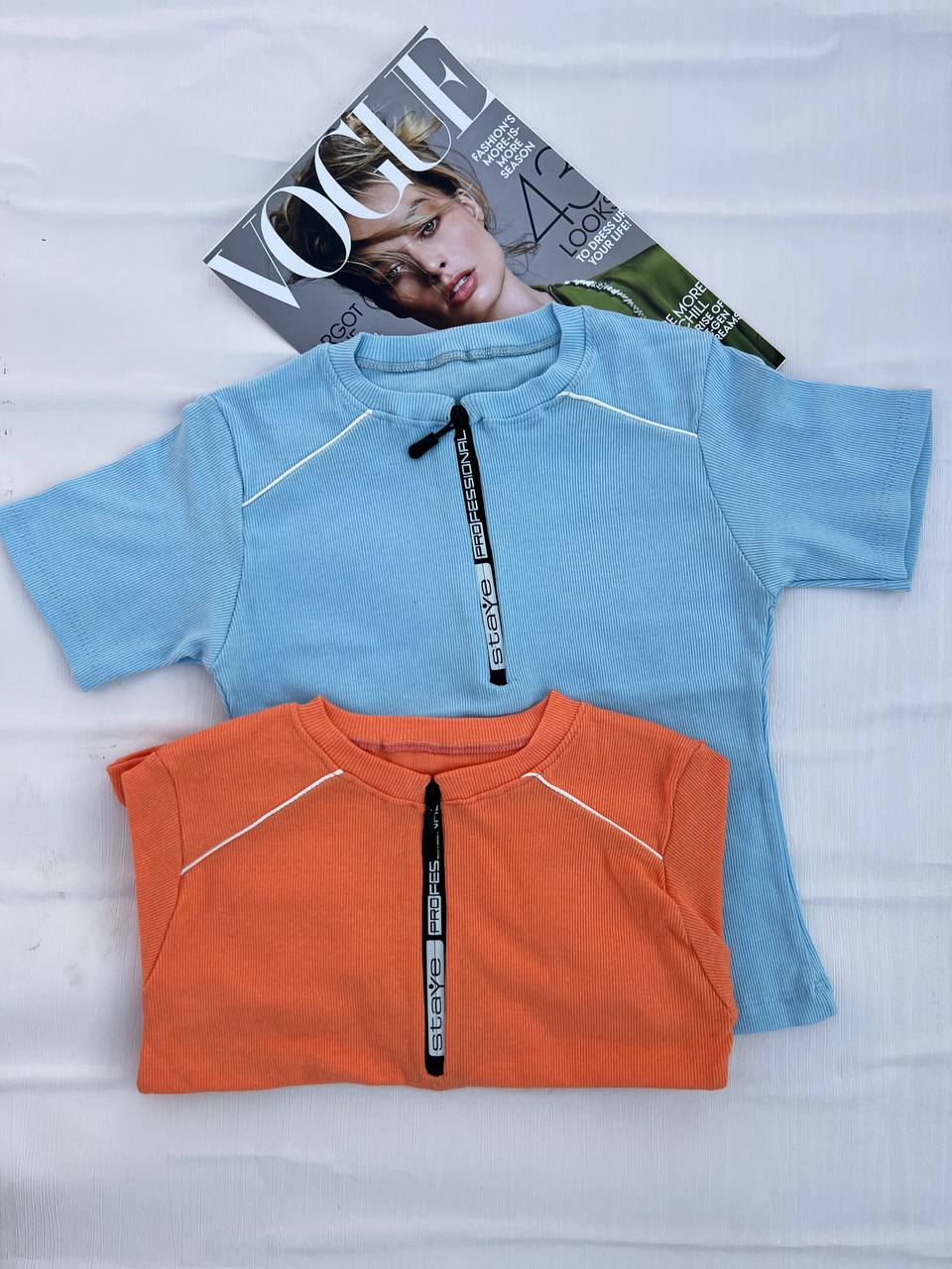 تیشرت نیم زیپ کد ۲۰۴۳