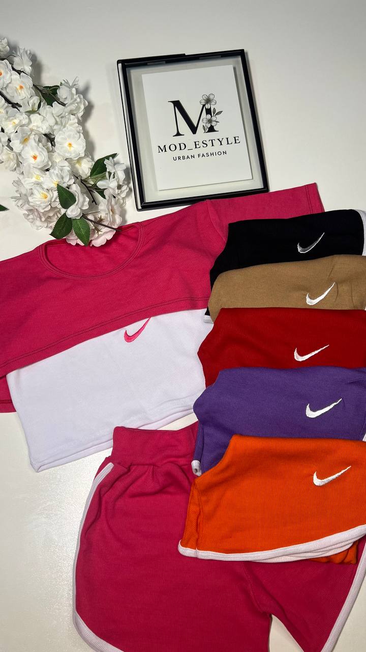 کراپ و شورتک سه تیکه اسپورت کد ۲۰۲۴