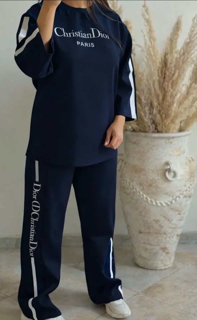 ست تیشرت شلوار زنانه  کریستین دیور  کد ۲۰۵۹